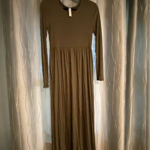 Olive green long sleeve maxi